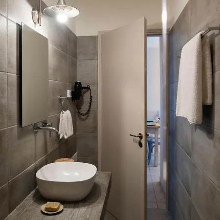Apartment Anemy
